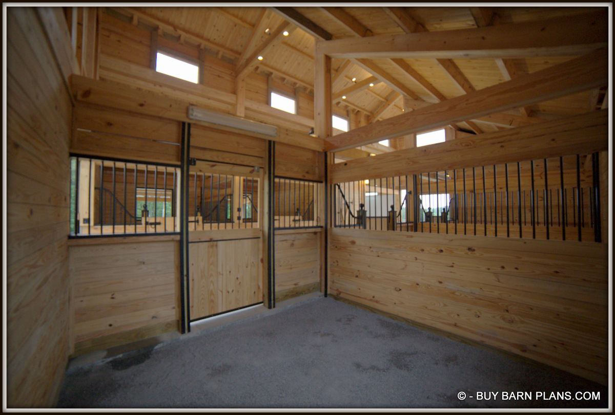 Barn Bliss 2 x 6 Yellow Pine For The Roof Decking Over 4 x 6 Purlins Flood Light To Shine On The Ceiling