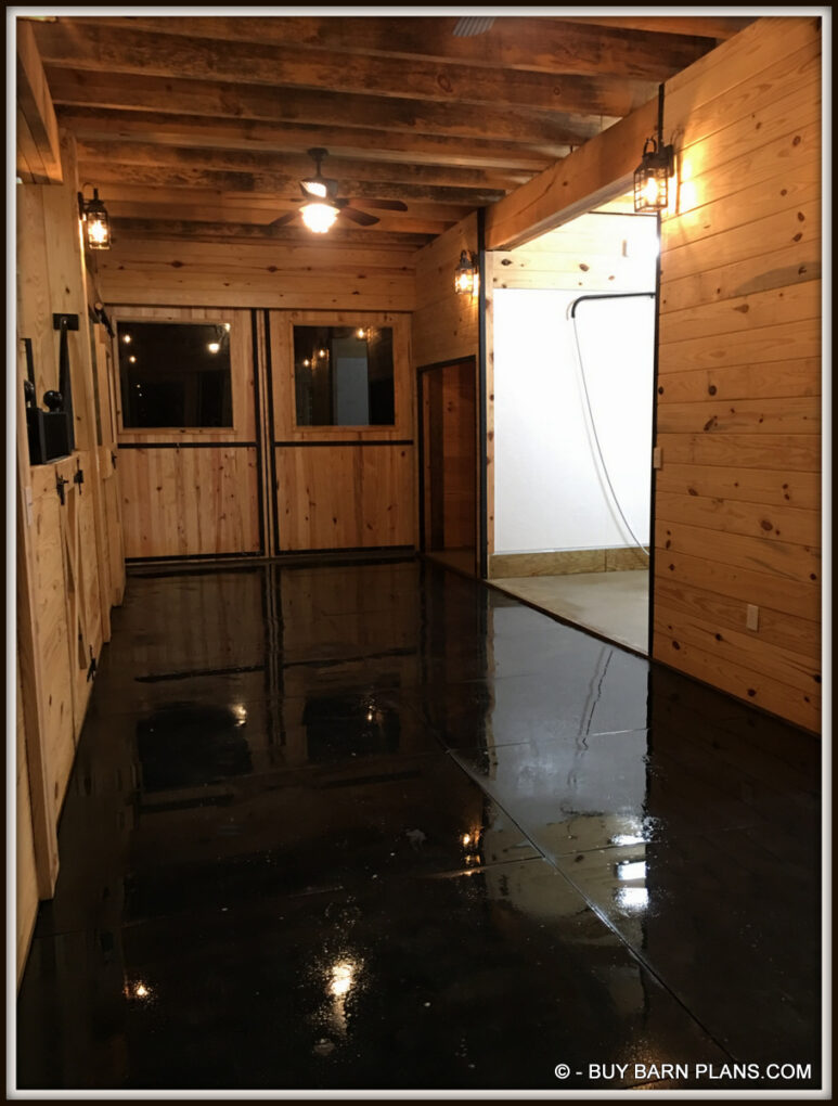 Purchase Barn Plans - Horse Barns - Storage Barns - Event Barns