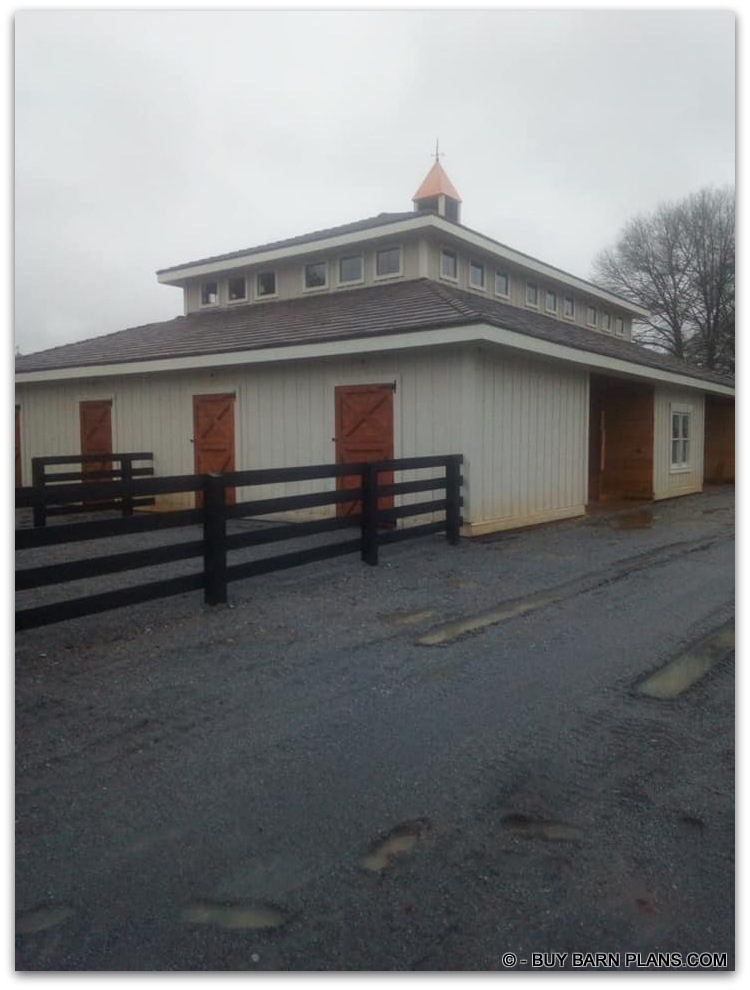 Four Stall Horse Barn His Hers Monitor Style With A Hip Roof 2 Aisles Run Out Photo Image Of A Four Stall Horse Barn - His & Hers Monitor Style With A Hip Roof - 2 Aisles - Run Out